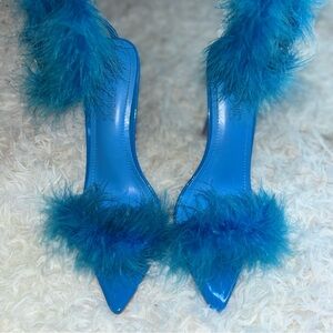 Blue Feather Heels | Pointed Toe Statement Sandals | Size 8